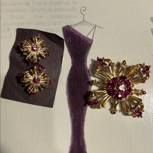 Gold and Pink Lisner Gemstone Brooch/Earring Set